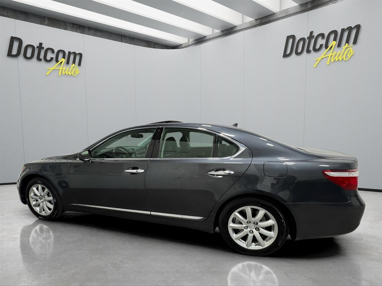 Used 2009 Lexus LS 460 AWD image 3