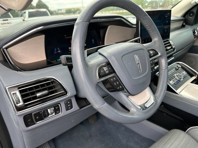Used 2023 Lincoln Navigator L Black Label AWD/4WD image 26