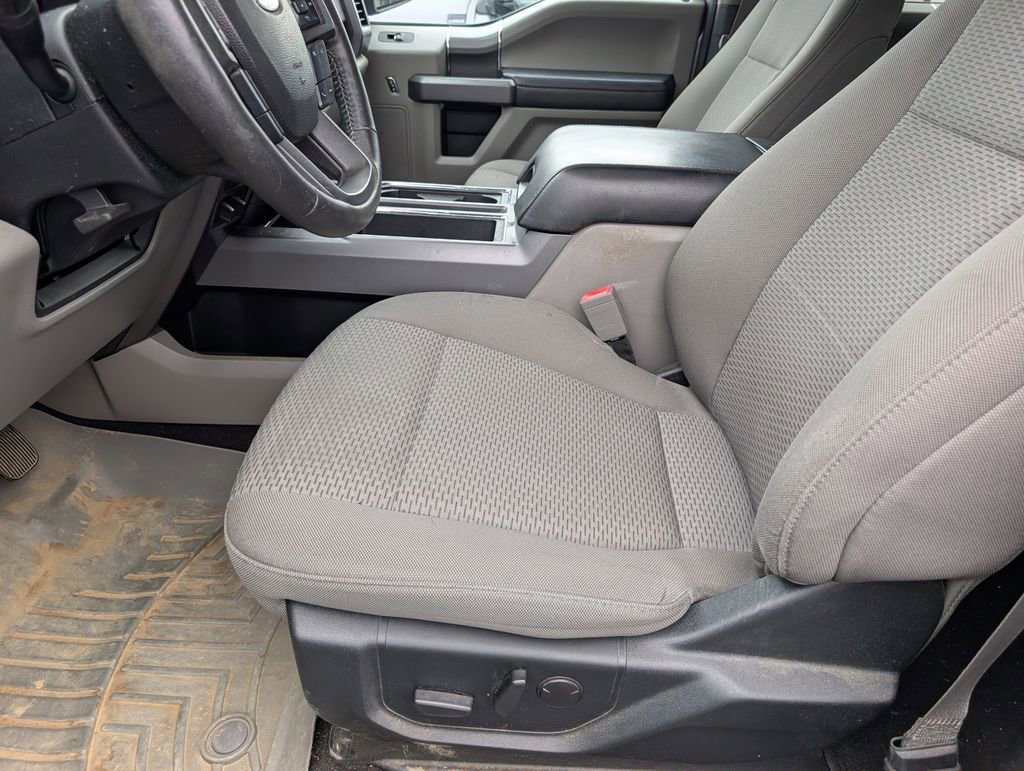 Used 2020 Ford F150 XLT w/ Equipment Group 302A Luxury AWD/4WD image 9