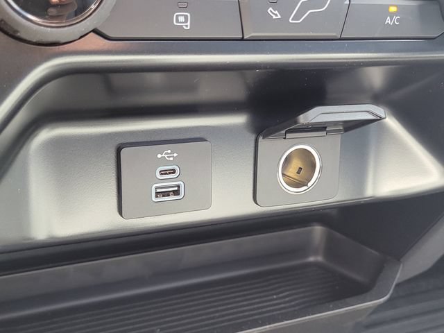 New 2025 Ford F350 XL w/ XL Chrome Package RWD image 18