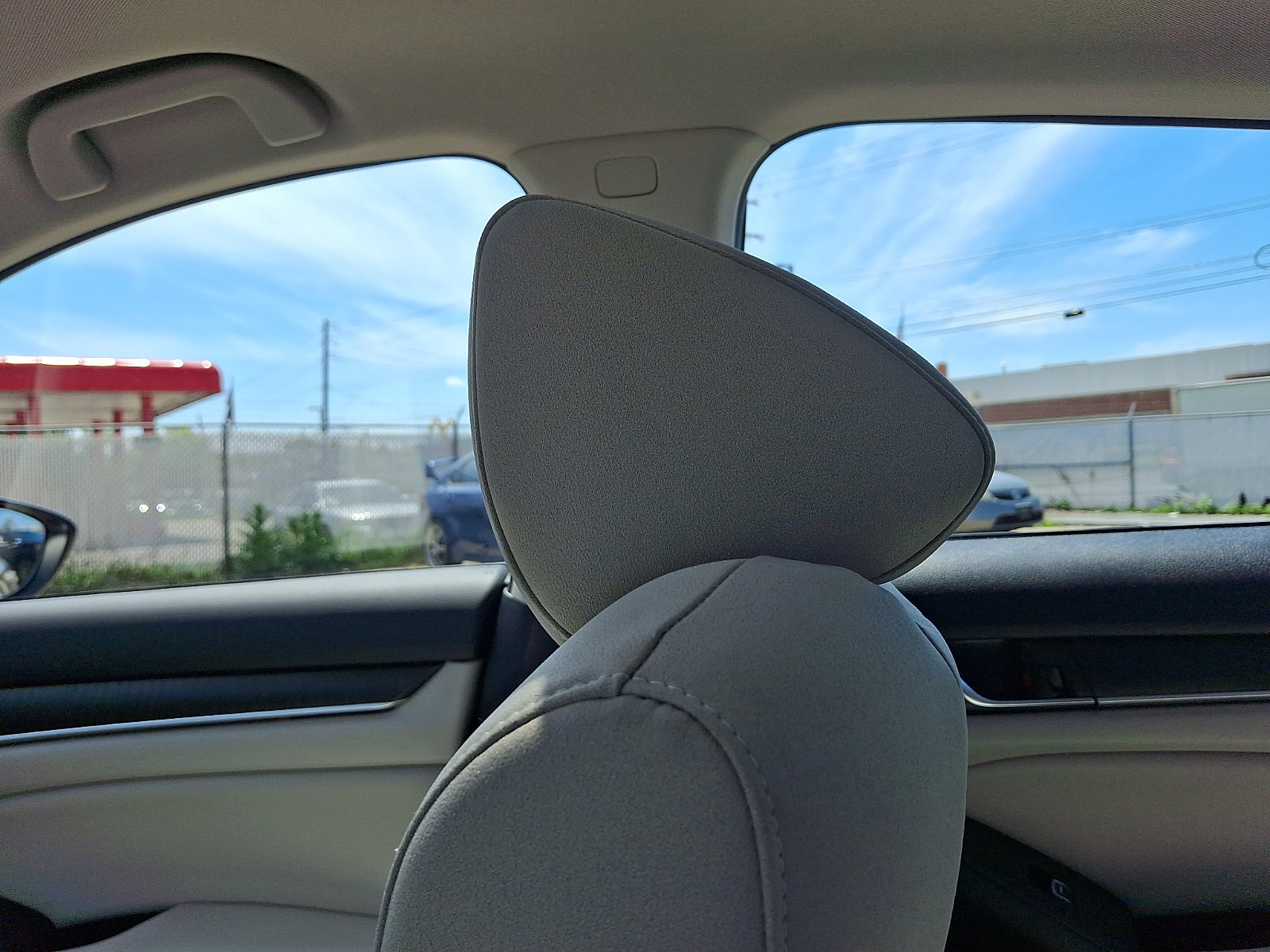 Used 2019 Honda Accord EX image 17