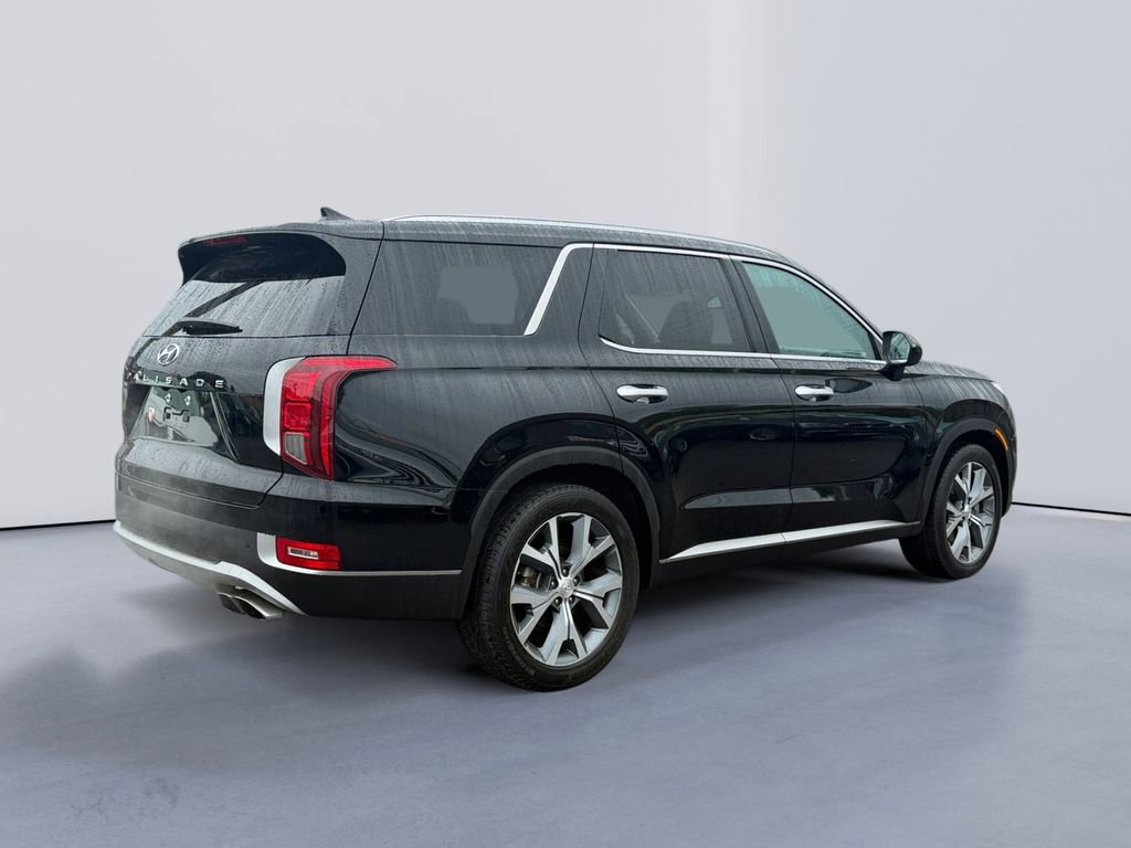 Used 2021 Hyundai Palisade SEL w/ Premium Package FWD image 3