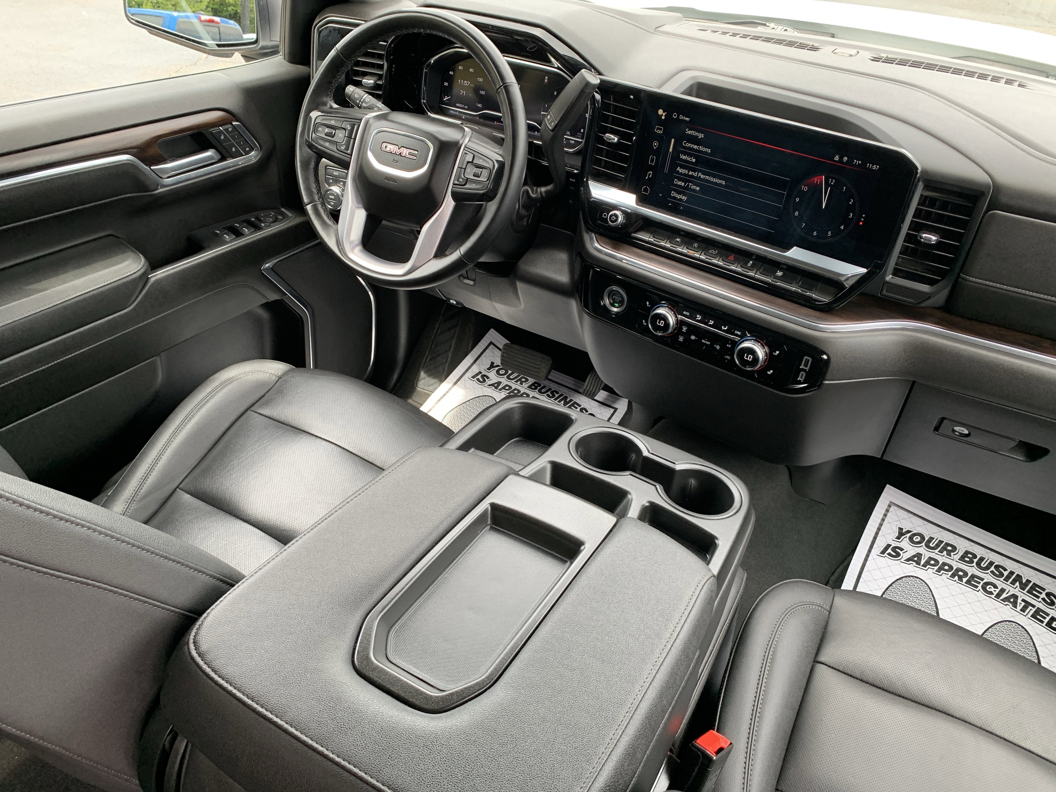 Used 2024 GMC Sierra 1500 SLT AWD/4WD image 43