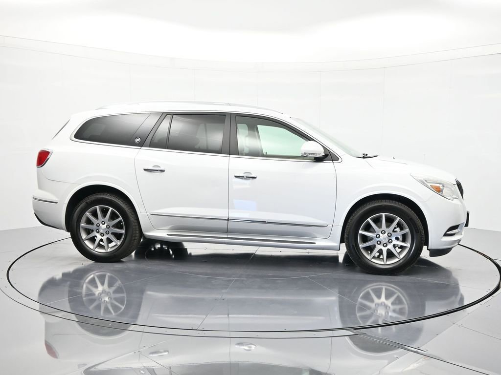 Used 2016 Buick Enclave Leather FWD image 4