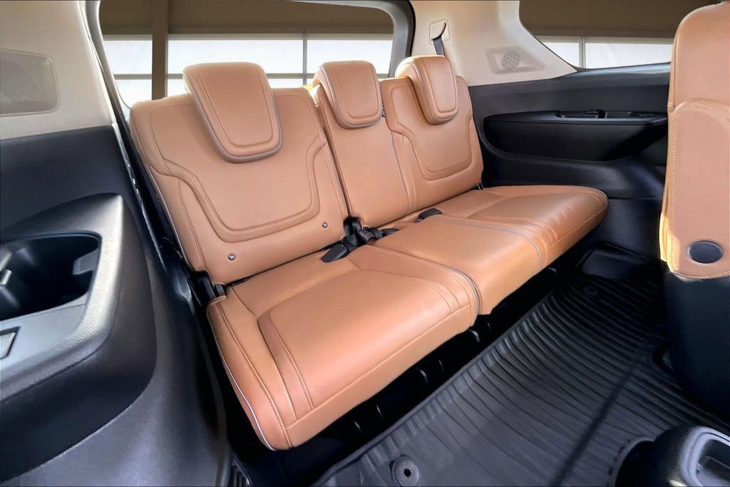 New 2026 INFINITI QX80 Luxe w/ Cargo Package AWD/4WD image 28