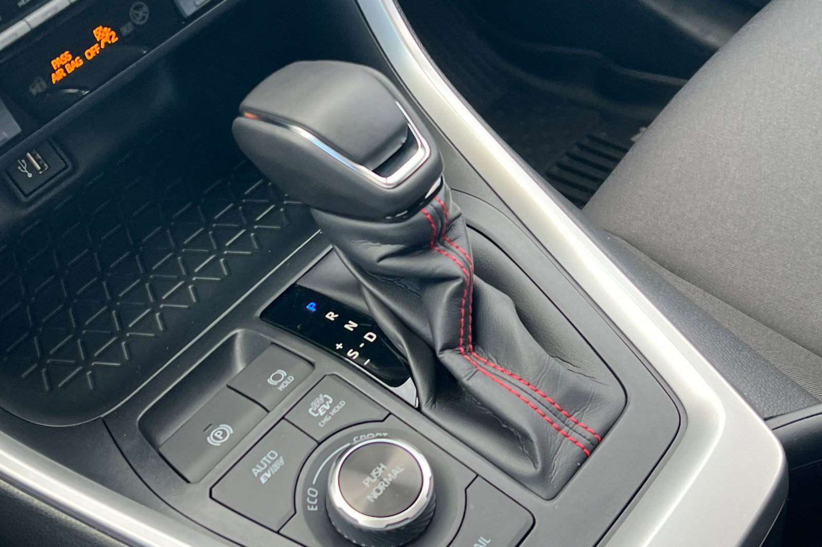 New 2025 Toyota RAV4 SE w/ Weather & Moonroof Package image 18