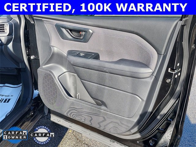 Certified 2025 Subaru Forester Premium image 17