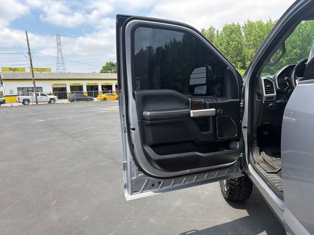Used 2020 Ford F250 Lariat w/ Lariat Ultimate Package AWD/4WD image 21