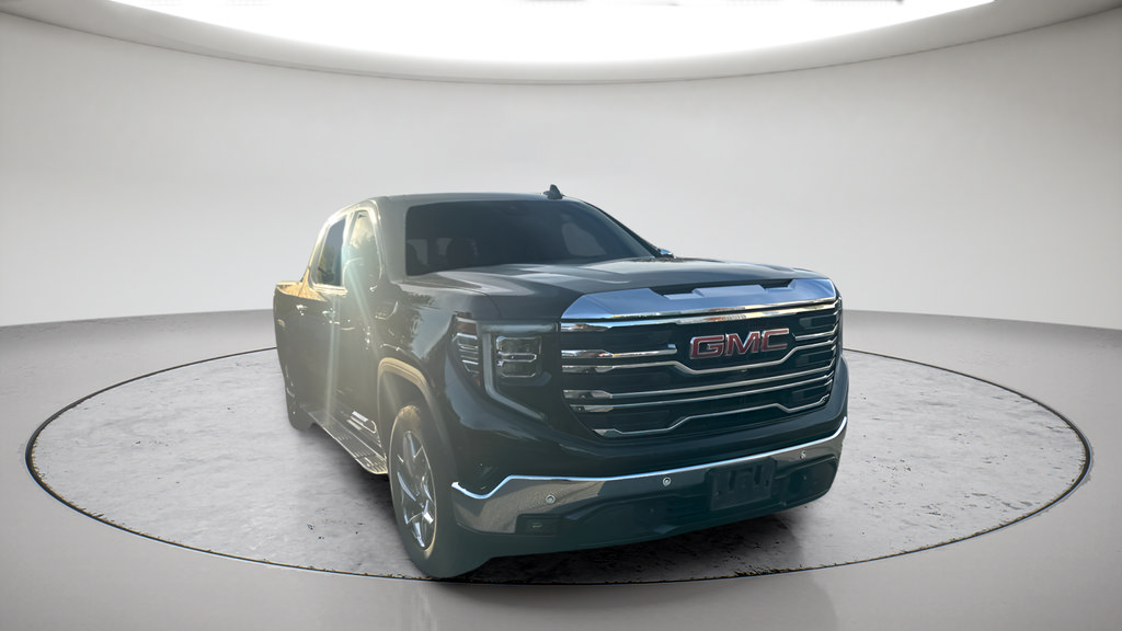 Used 2024 GMC Sierra 1500 SLT w/ SLT Premium Plus Package AWD/4WD image 2
