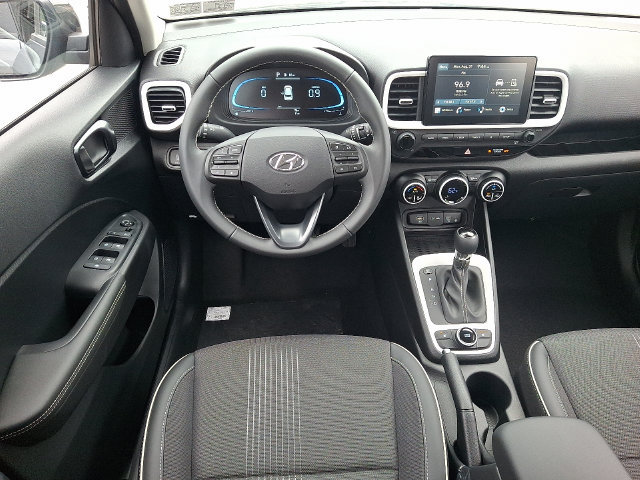 New 2026 Hyundai Venue SEL FWD image 11