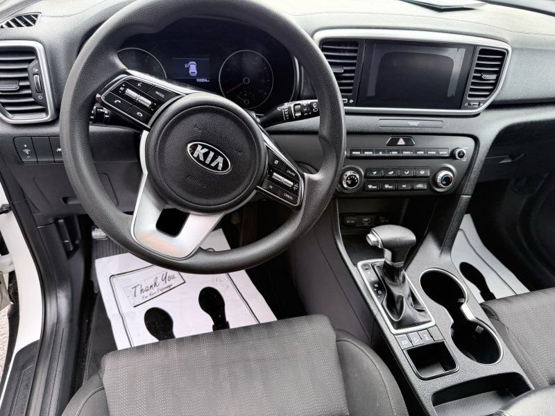 Used 2020 Kia Sportage LX AWD/4WD image 6