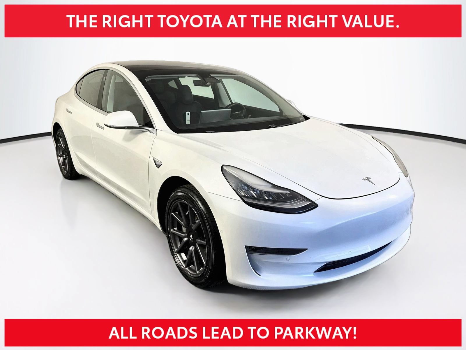Used 2020 Tesla Model 3 Standard Range RWD image 1