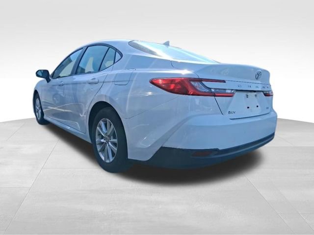 Used 2025 Toyota Camry LE FWD image 9