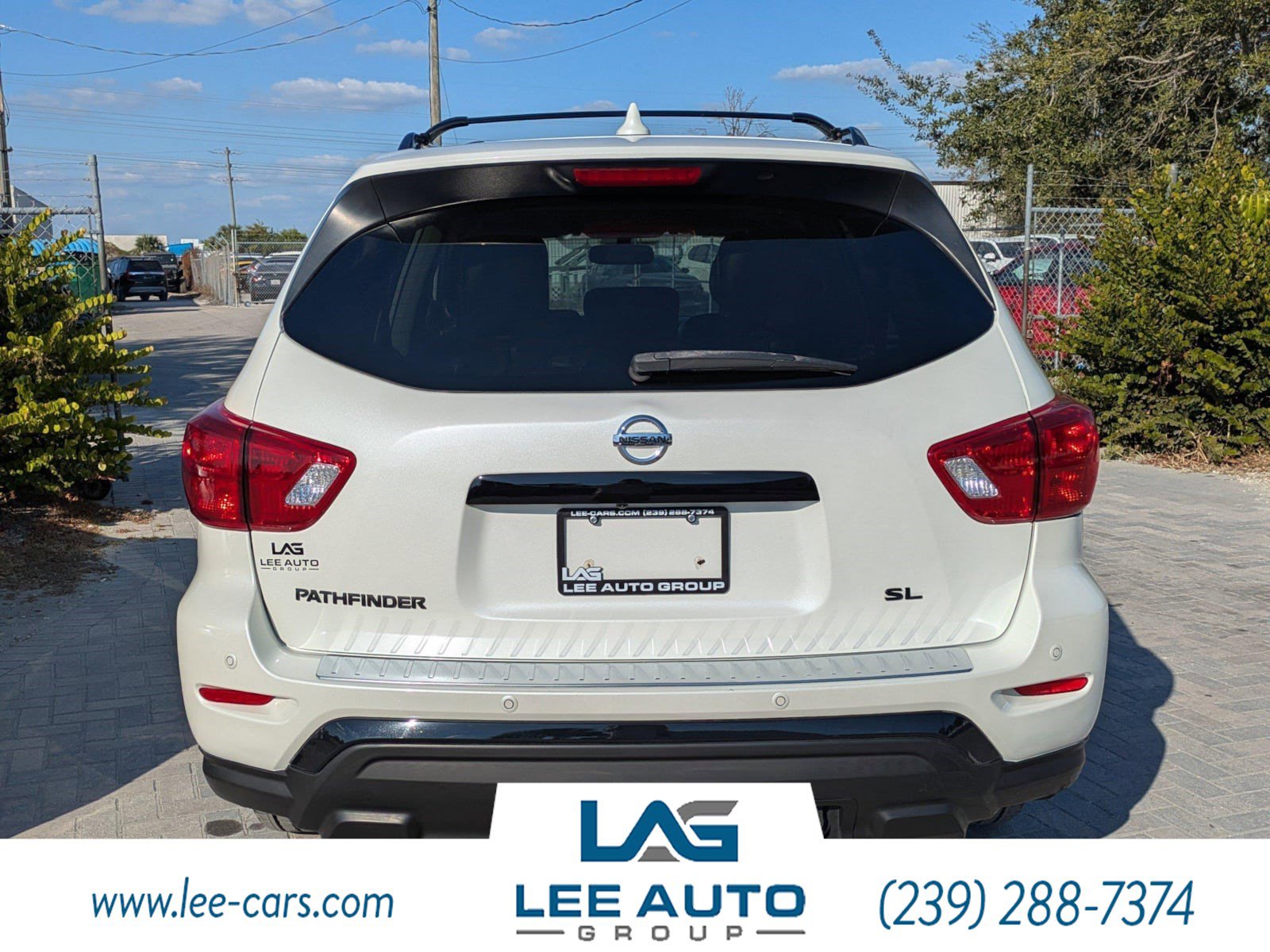 Used 2020 Nissan Pathfinder SL image 4