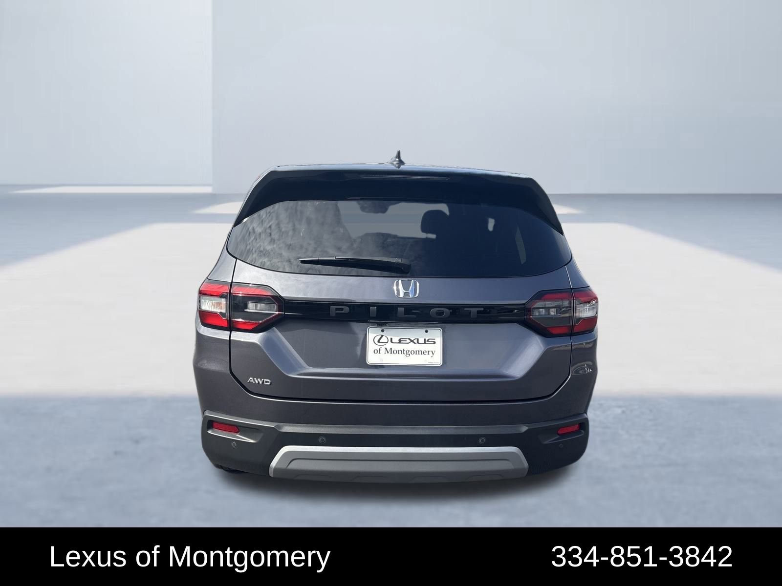 Used 2023 Honda Pilot EX-L image 4