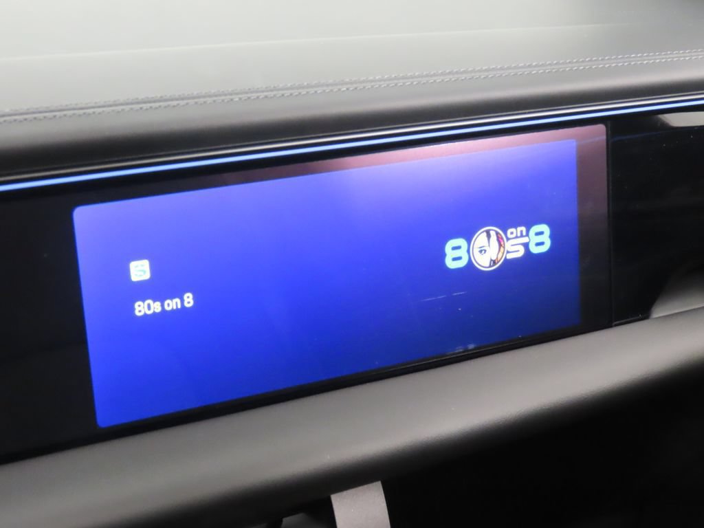 New 2026 Porsche Macan Turbo Electric AWD/4WD image 30