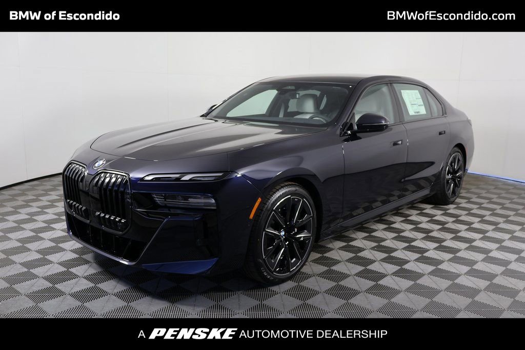 New 2026 BMW 740i w/ Premium Package image 1