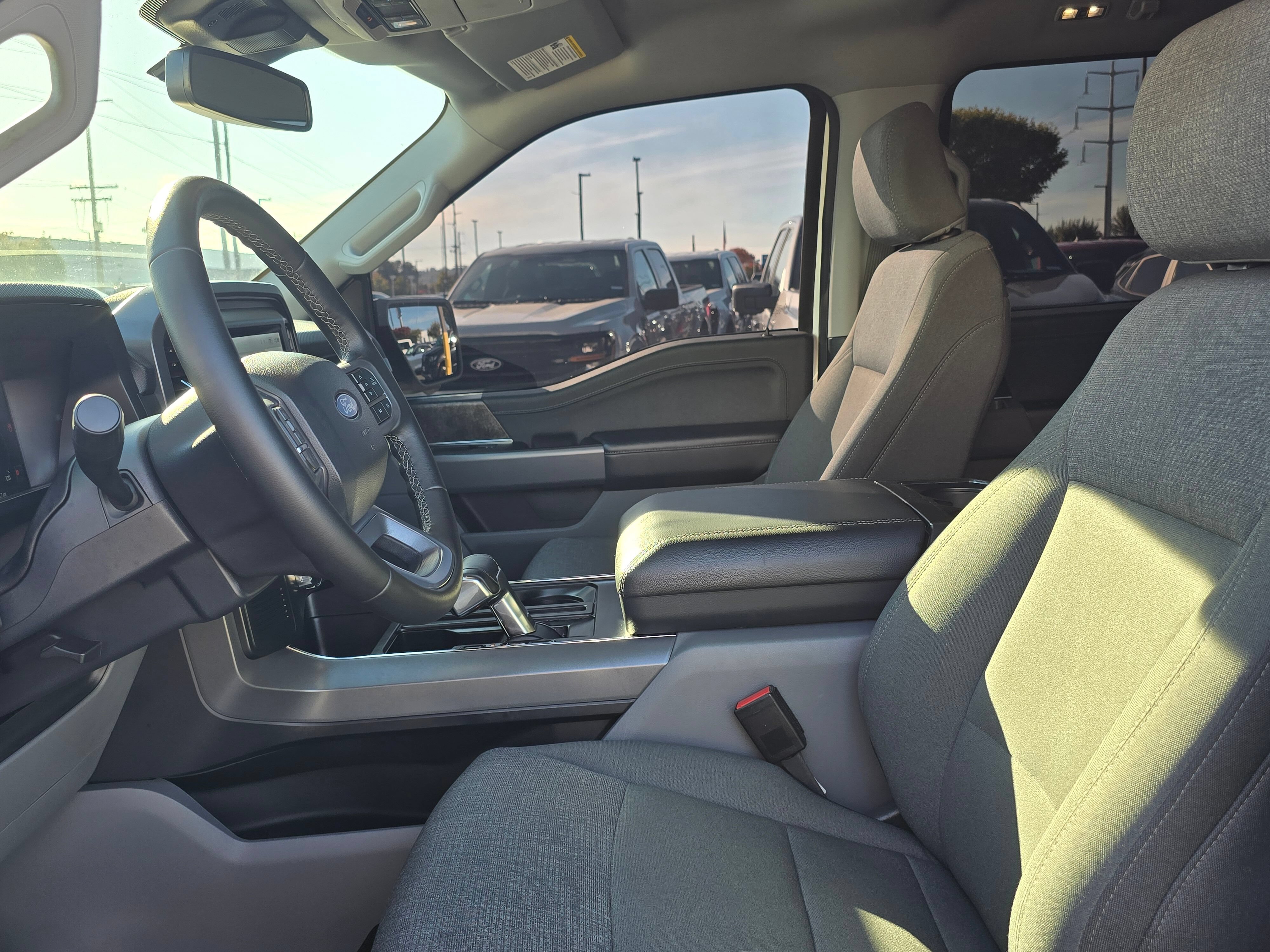 Certified 2025 Ford F150 Lightning XLT AWD/4WD image 25
