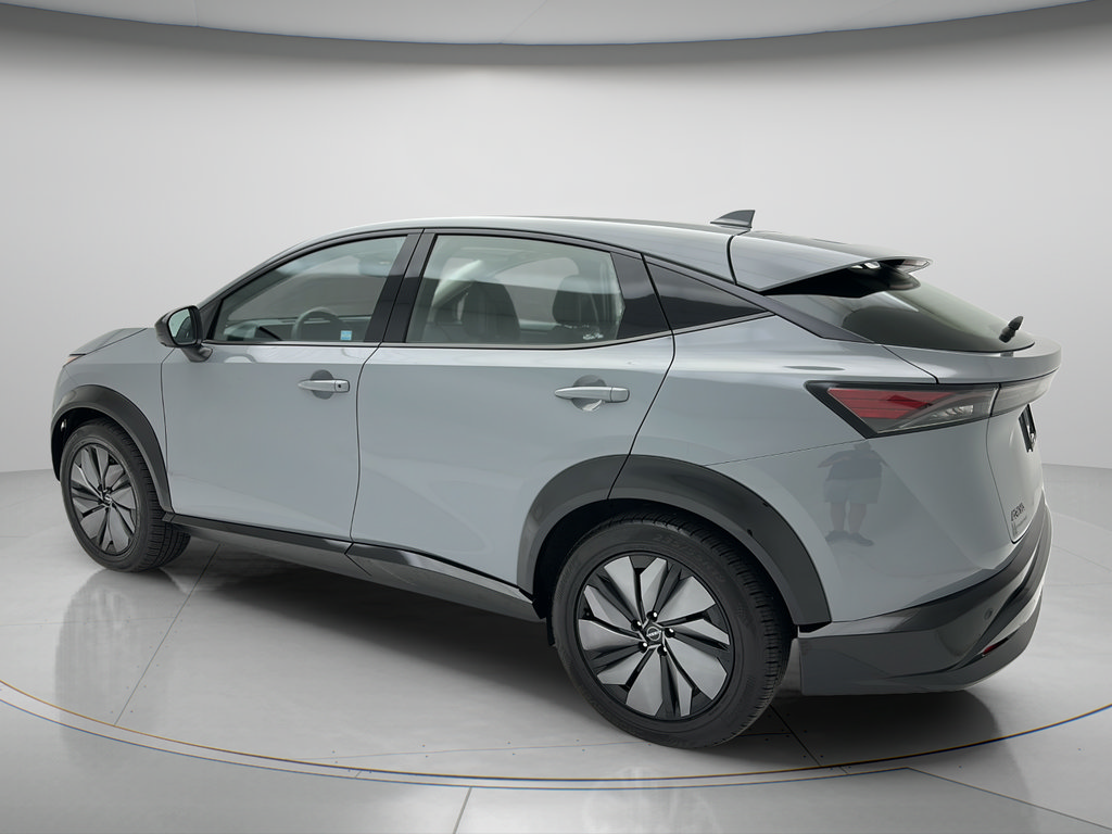 Used 2024 Nissan Ariya AWD image 4