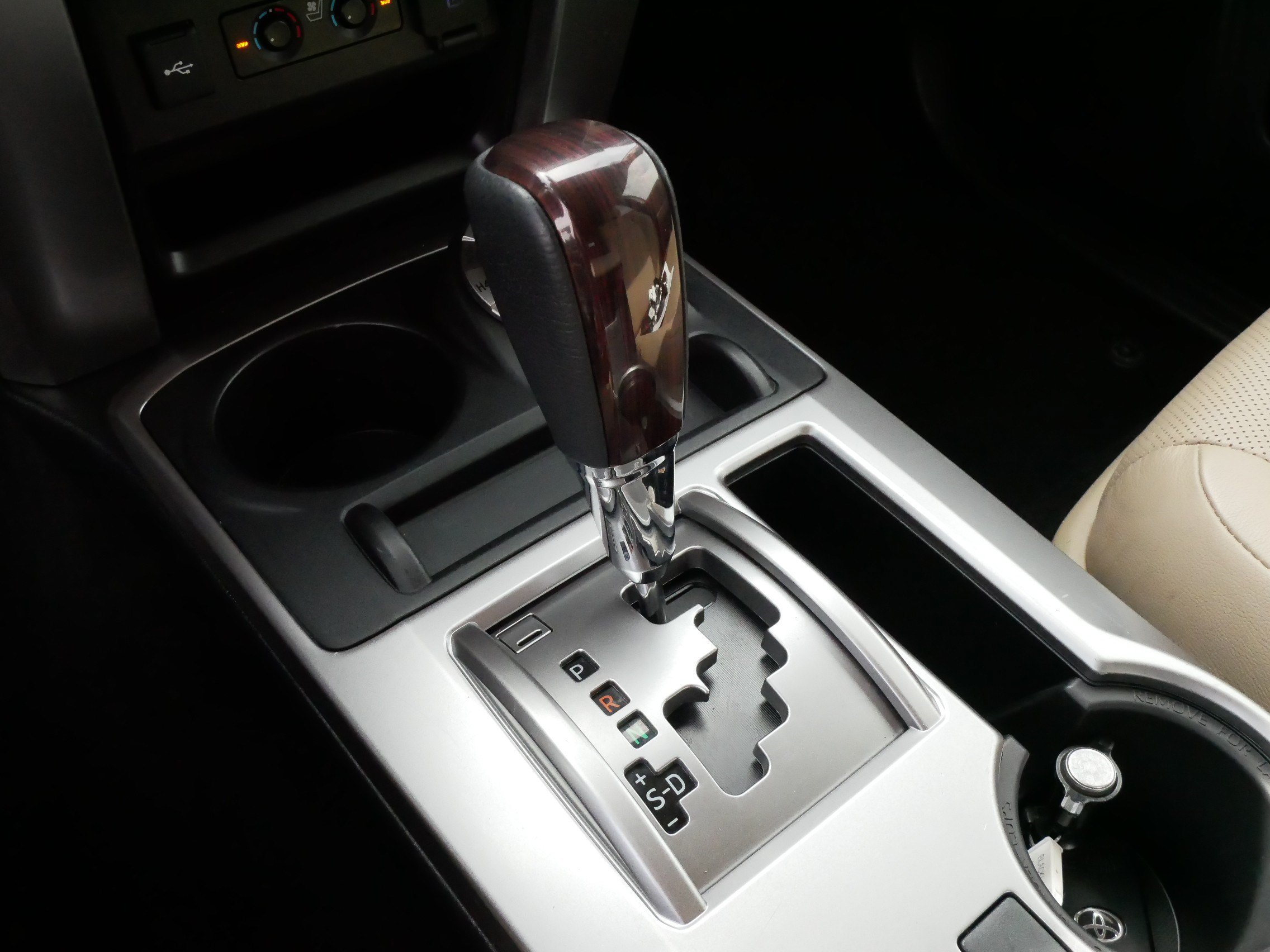 Used 2021 Toyota 4Runner Limited AWD/4WD image 24