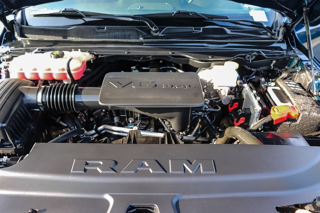 Used 2024 RAM 1500 Big Horn RWD image 31