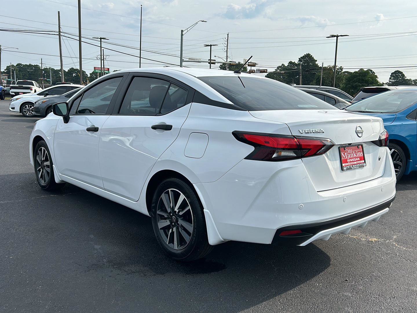 Used 2024 Nissan Versa S w/ S Plus Package image 3