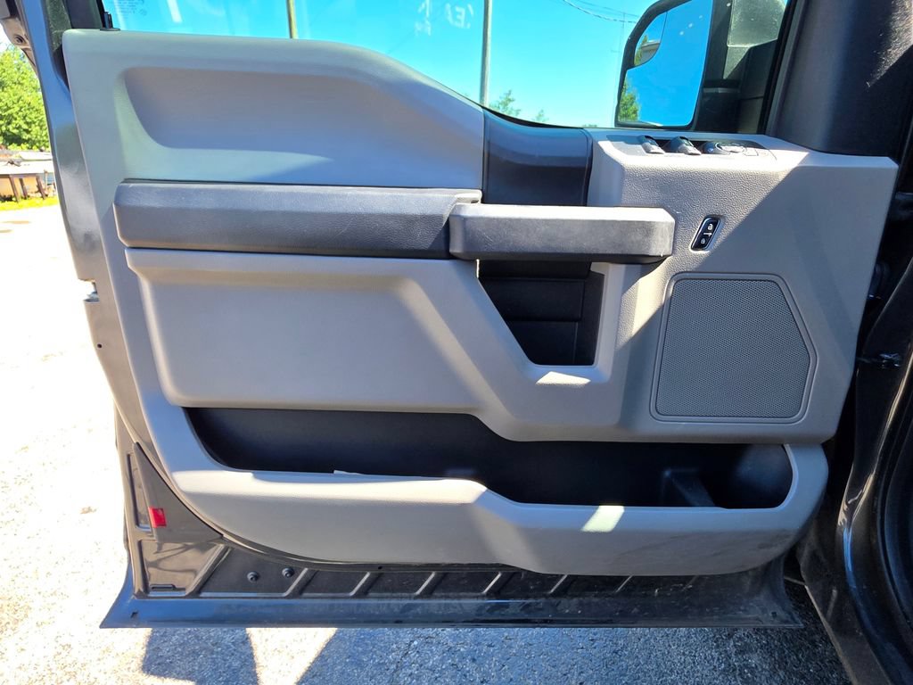 Used 2018 Ford F150 XL w/ Equipment Group 101A Mid RWD image 23
