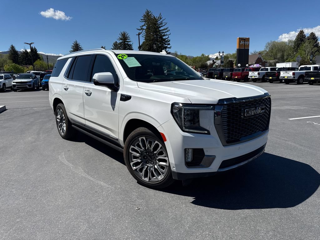 Used 2024 GMC Yukon Denali Ultimate AWD/4WD image 3