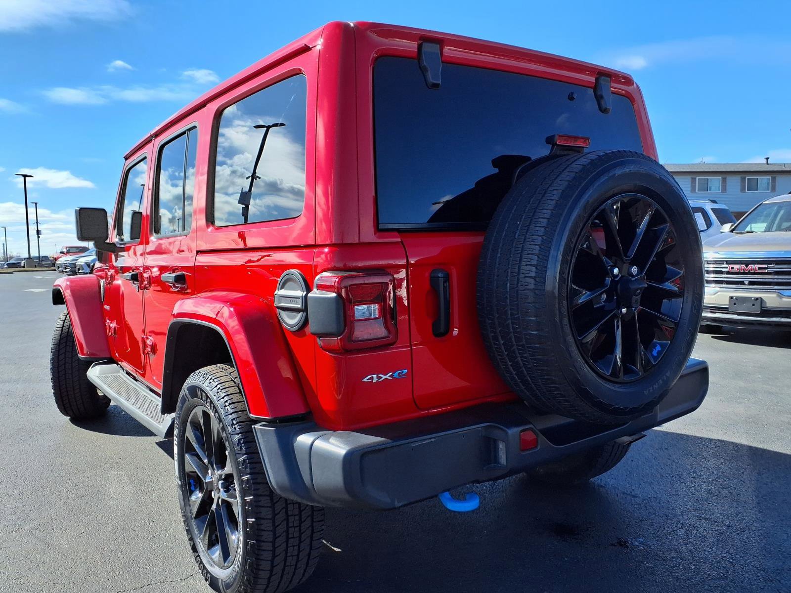 Used 2023 Jeep Wrangler Unlimited Sahara image 31