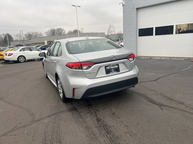 Used 2024 Toyota Corolla LE image 11
