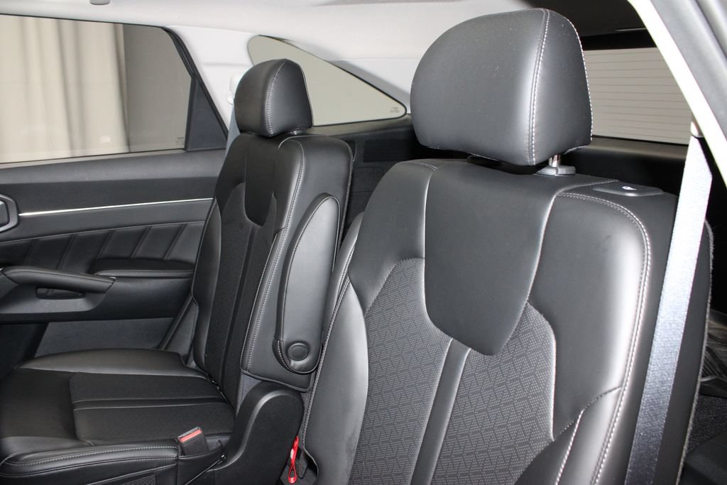 Used 2023 Kia Sorento SX AWD/4WD image 22