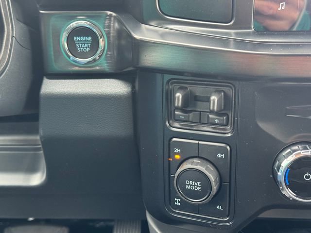 New 2026 Ford F350 Lariat w/ Black Appearance Package image 27