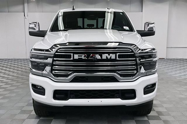 Used 2026 RAM 2500 Laramie AWD/4WD image 4