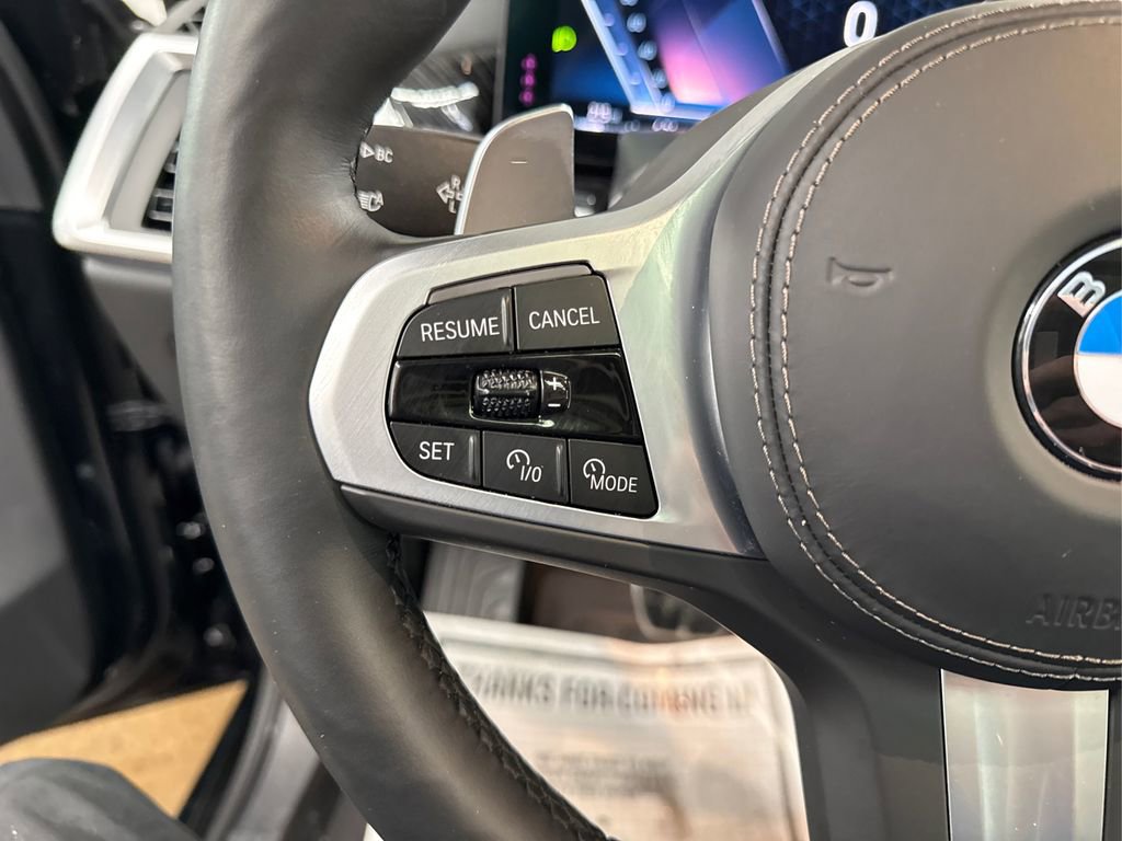 Certified 2025 BMW X7 xDrive40i w/ M Sport Package image 29