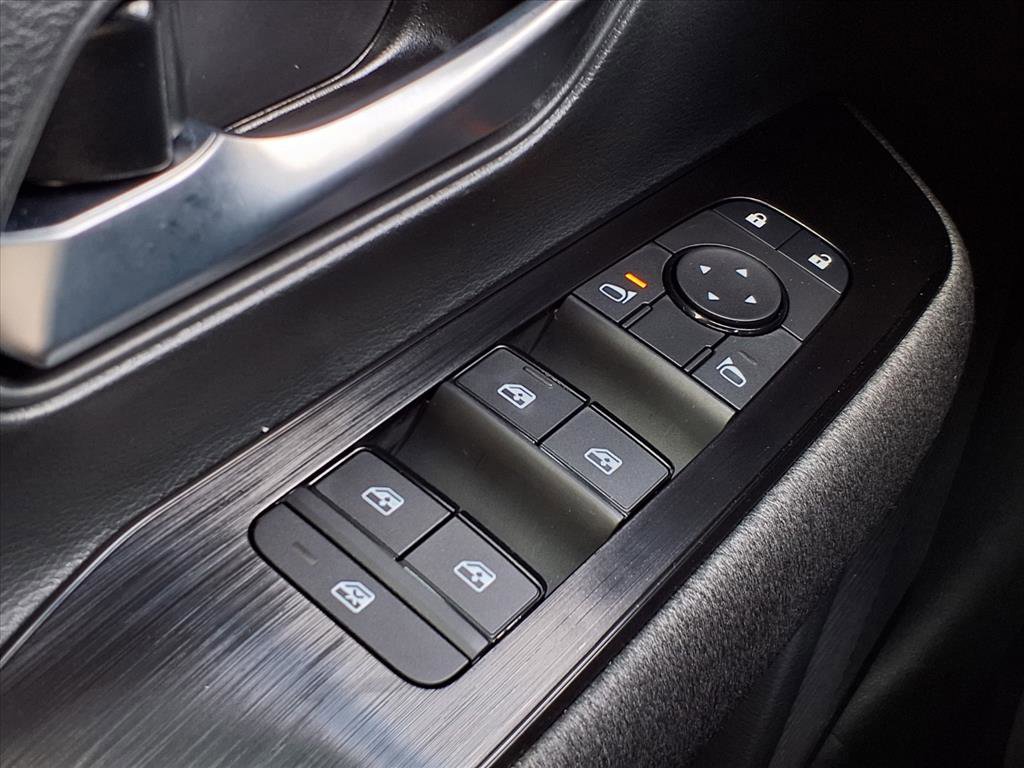New 2026 Nissan Kicks SV w/ Illumination Package image 22