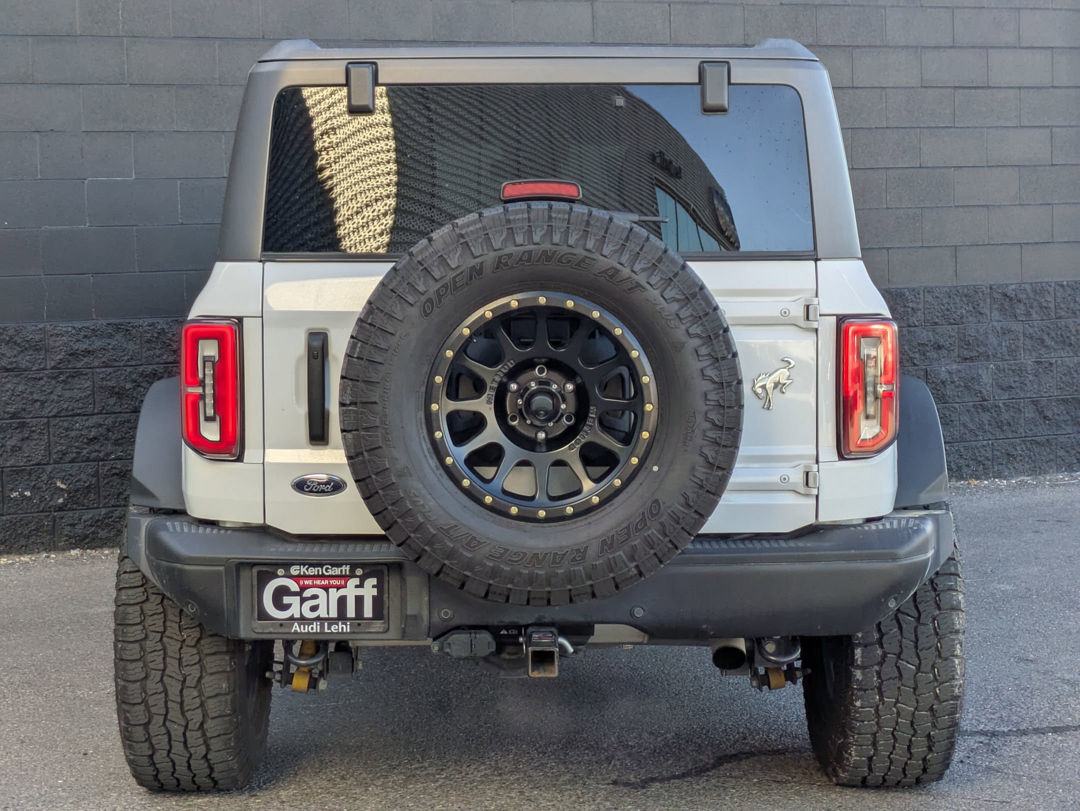 Used 2023 Ford Bronco Badlands image 6