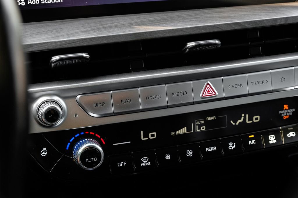 Used 2023 Kia Telluride EX X-Line image 25