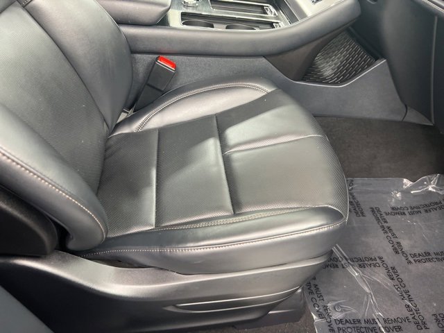 Certified 2025 Lincoln Aviator AWD image 28