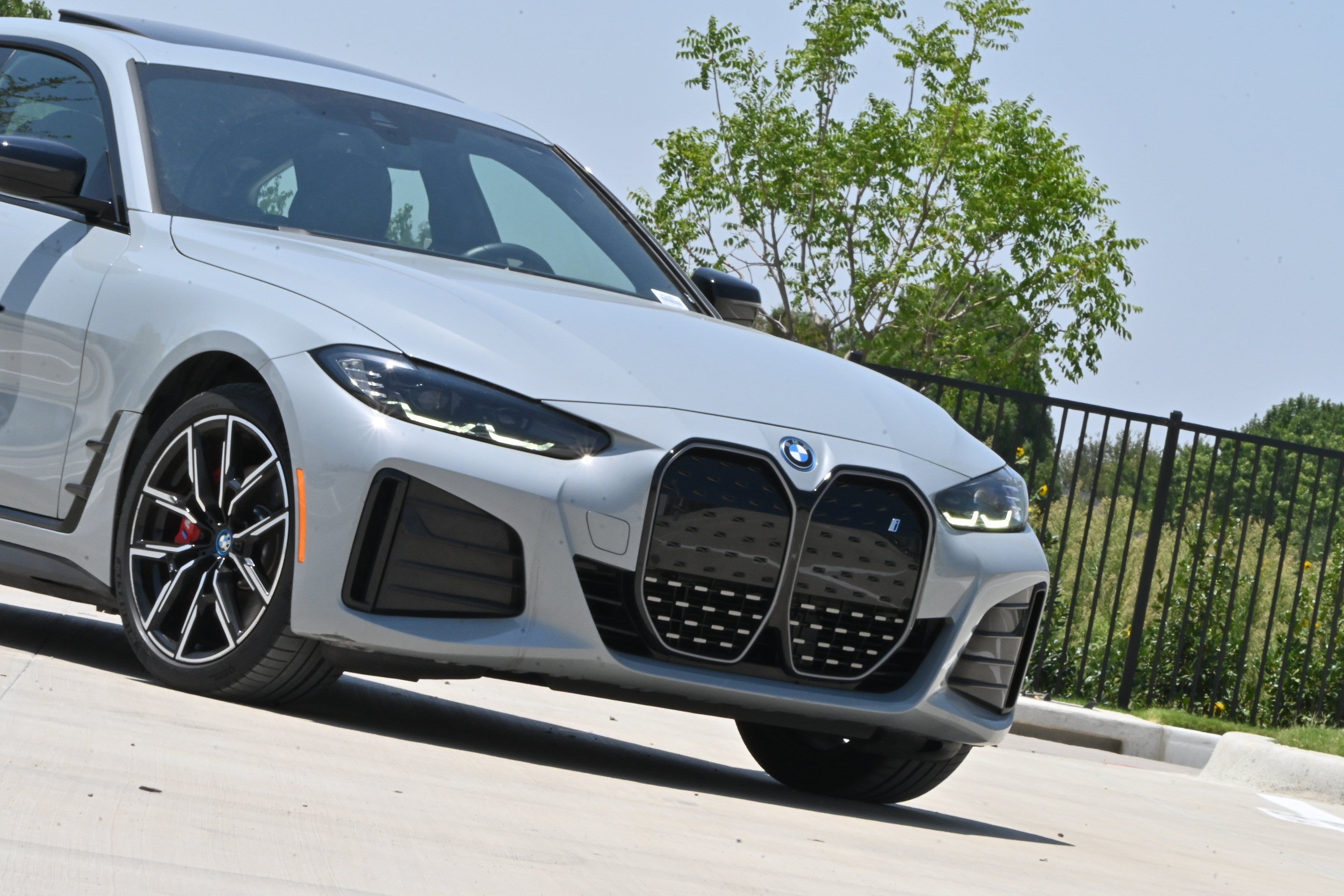 Certified 2024 BMW i4 eDrive35 w/ M Sport Package RWD image 36