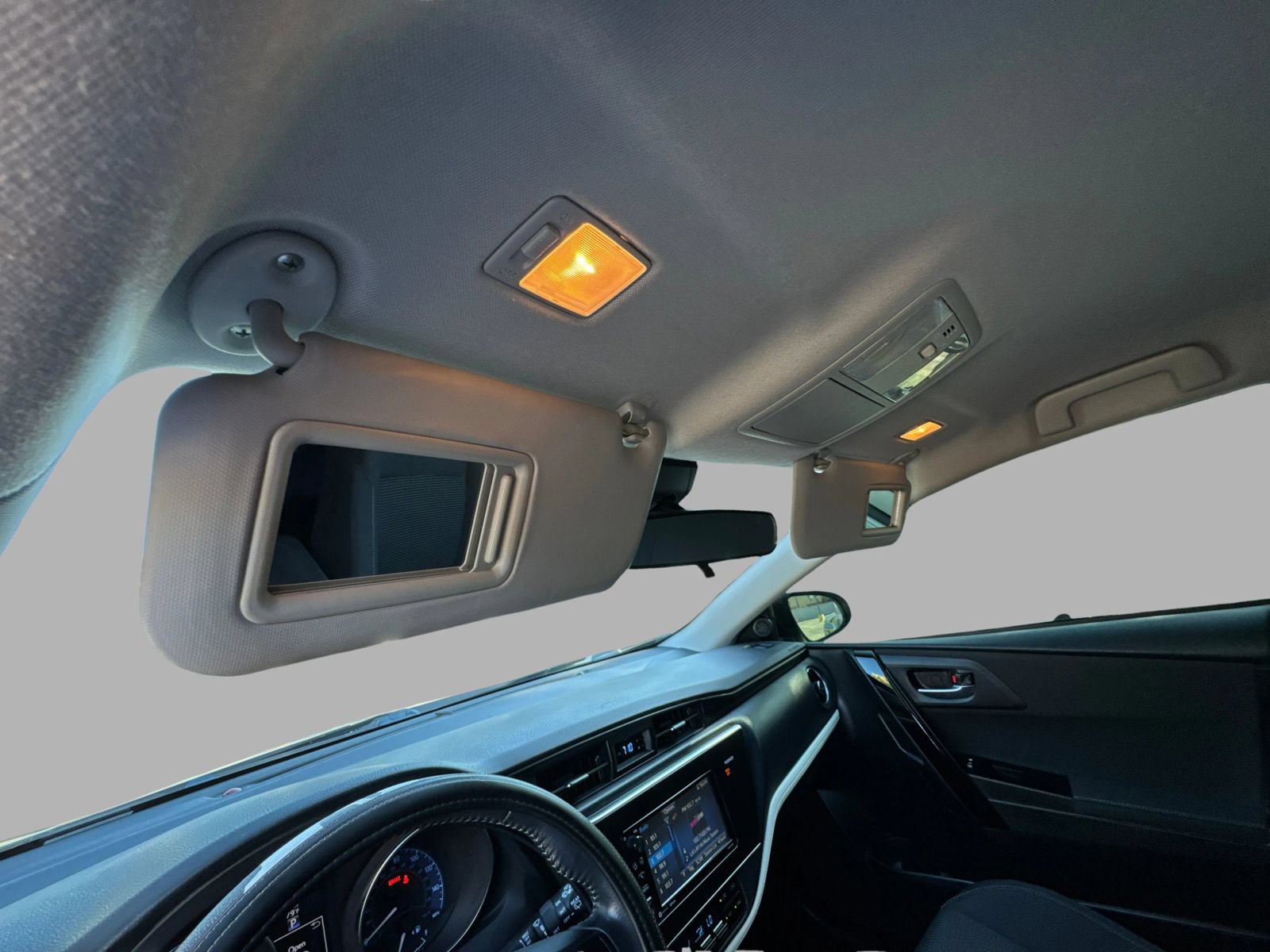 Used 2017 Toyota Corolla iM w/ Carpet Mat Package FWD image 79