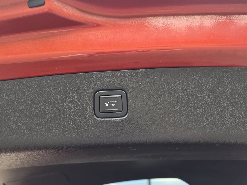 Used 2022 Chevrolet Blazer LT FWD image 37