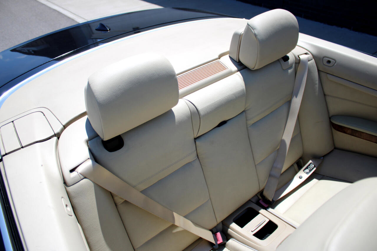 Used 2007 BMW 328i Convertible image 13