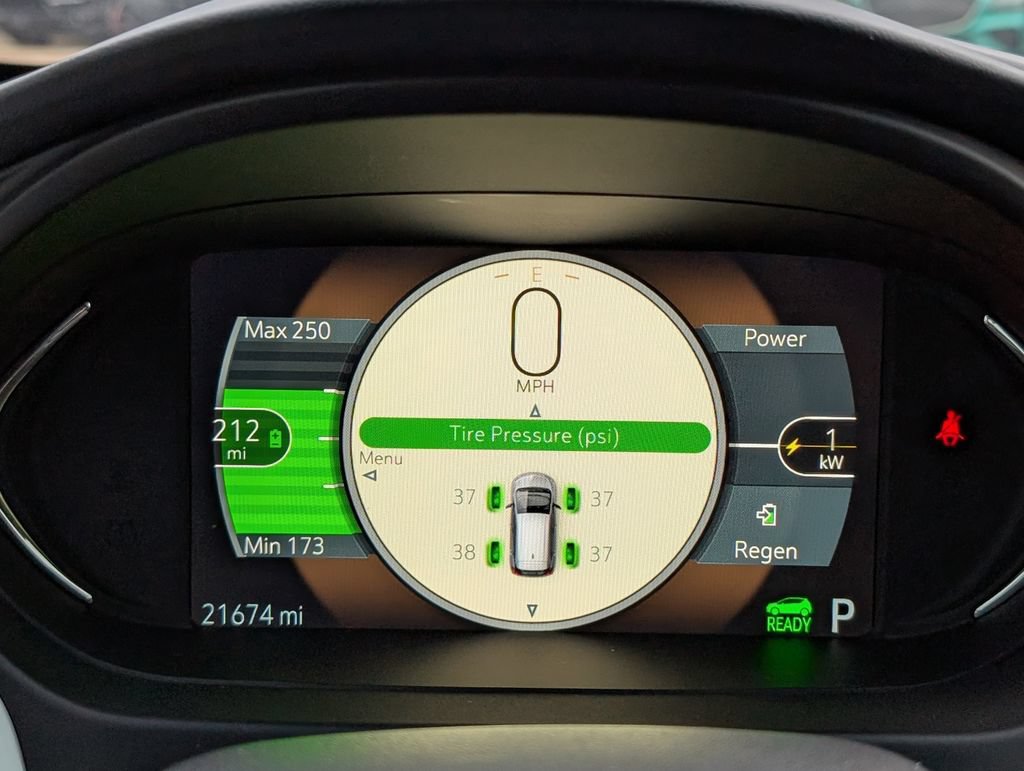Certified 2020 Chevrolet Bolt Premier w/ Infotainment Package FWD image 12