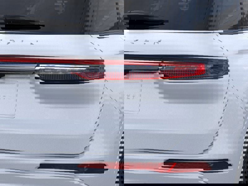 New 2026 Lincoln Corsair Premiere image 21