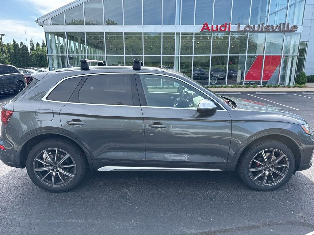 Used 2023 Audi SQ5 Prestige w/ Prestige Package AWD/4WD image 3