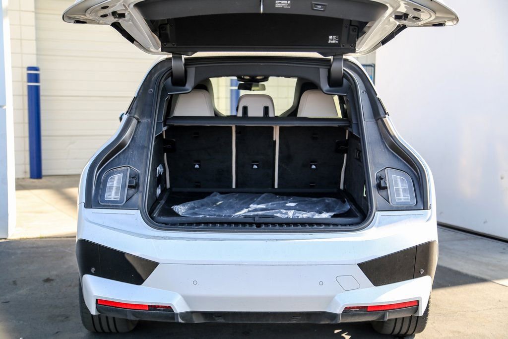 Used 2025 BMW iX xDrive50 w/ Premium Package image 22