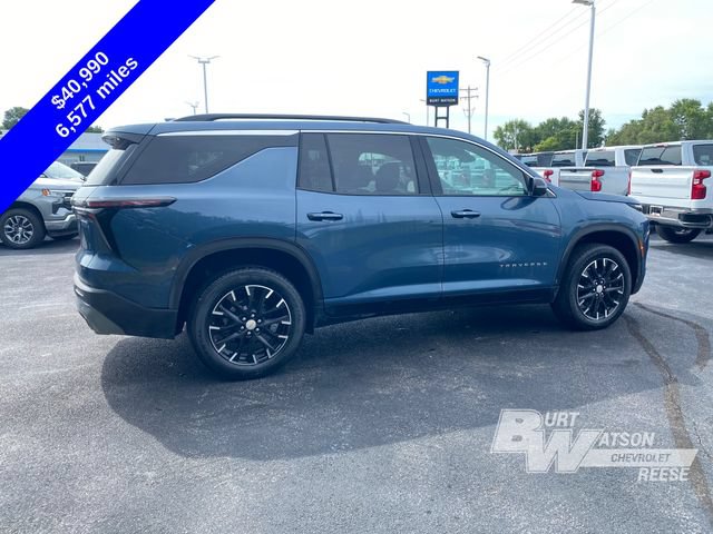 Used 2025 Chevrolet Traverse LT w/ Sun and Wheel Package AWD/4WD image 7