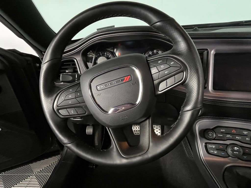 Used 2023 Dodge Challenger R/T w/ Plus Package image 15
