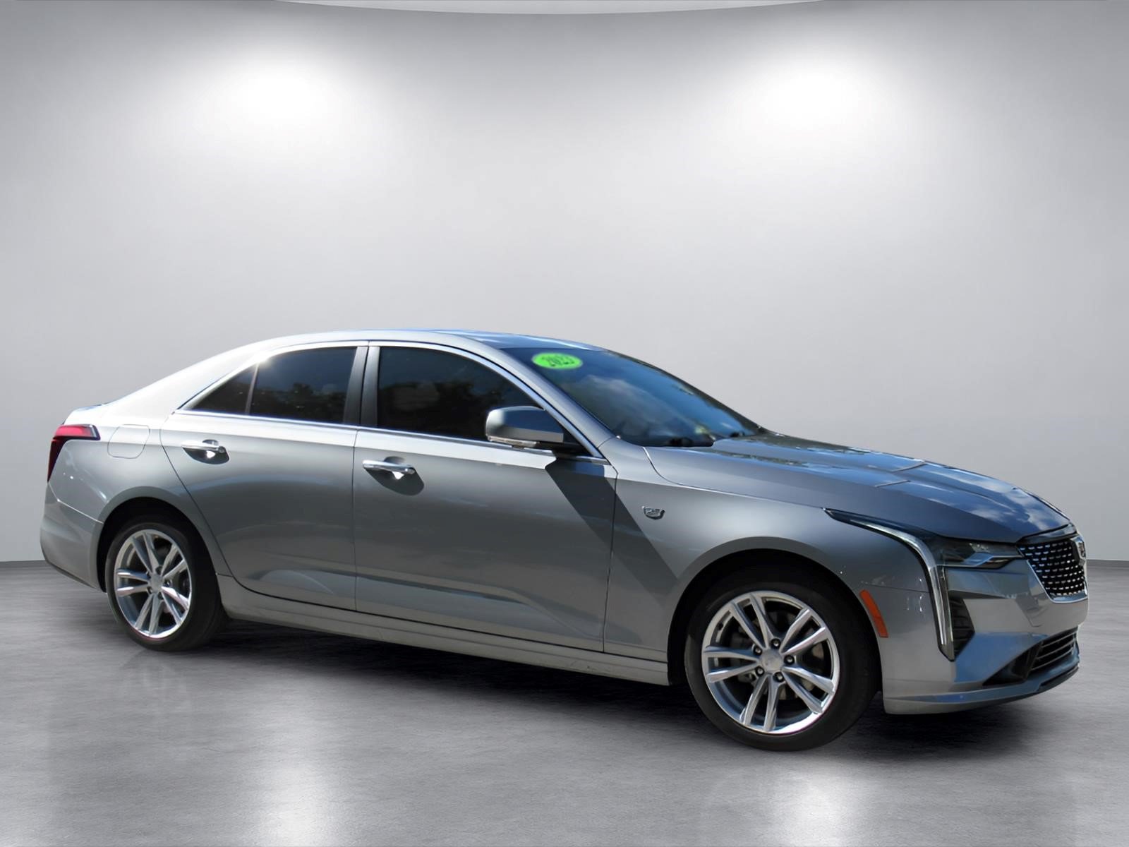 Used 2023 Cadillac CT4 Luxury w/ Sun And Sound Package RWD image 2