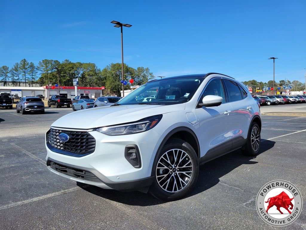 Certified 2025 Ford Escape SE w/ PHEV Premium Package image 1